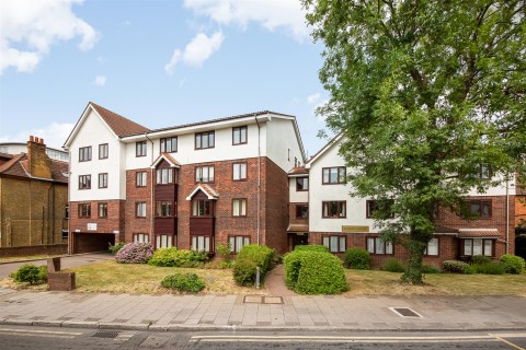 View Full Details for Flat 16, Andon Court, 198 Croydon Road